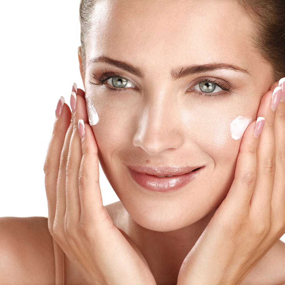 Why Hyaluronic Acid Serum is the Best Anti-Aging Secret